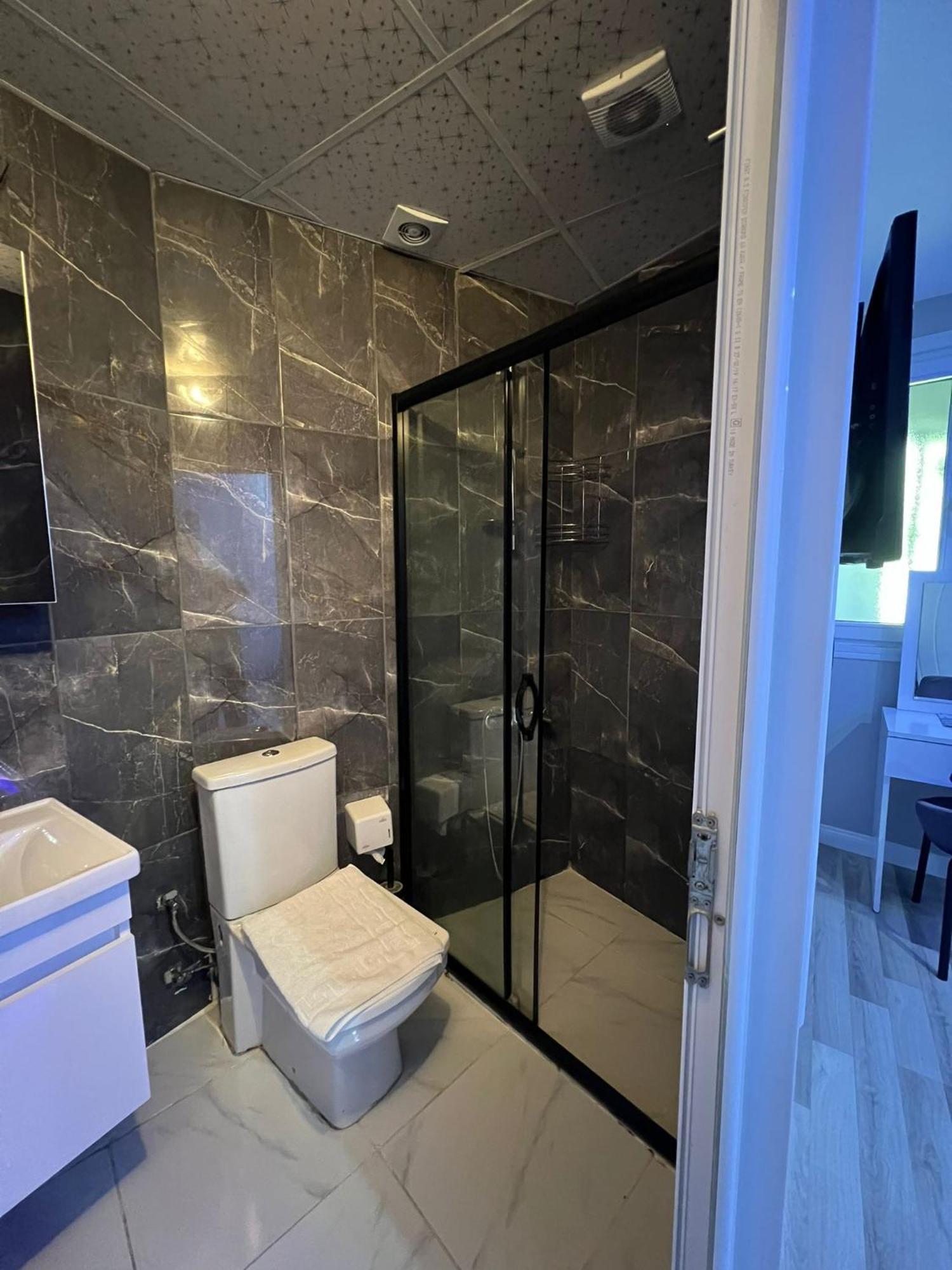 Modena Hotel Istanbul Ngoại thất bức ảnh
